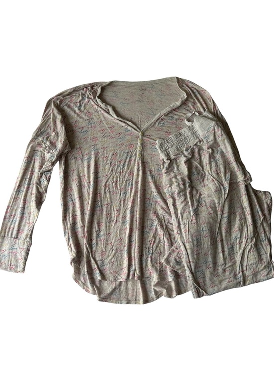GAP Other - GAP Love Printed Long Sleeve Top - Cream with Pink & Blue Accents Size XL